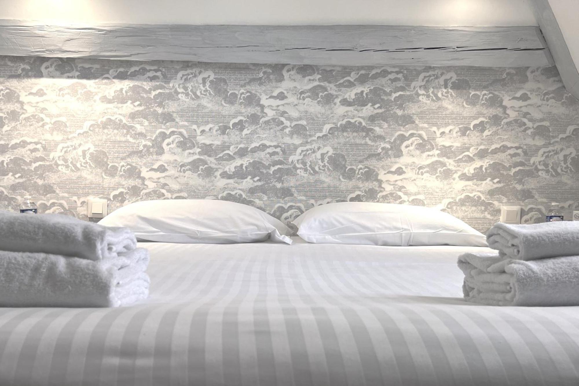 The Originals Boutique, Hotel Le George , Лош Екстериор снимка