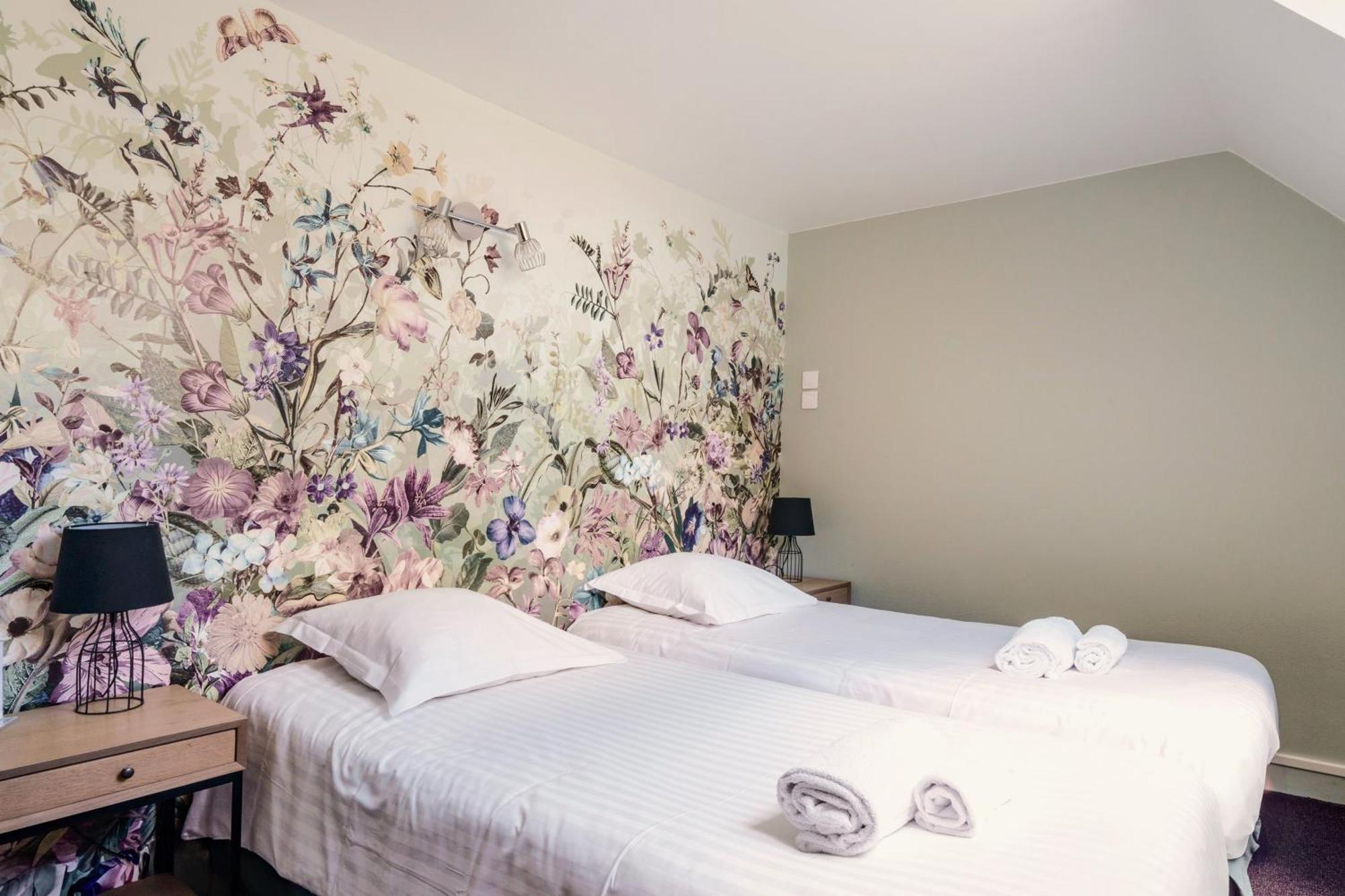 The Originals Boutique, Hotel Le George , Лош Екстериор снимка