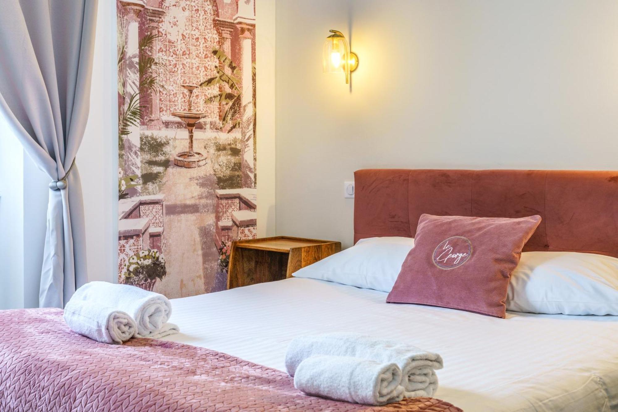 The Originals Boutique, Hotel Le George , Лош Екстериор снимка