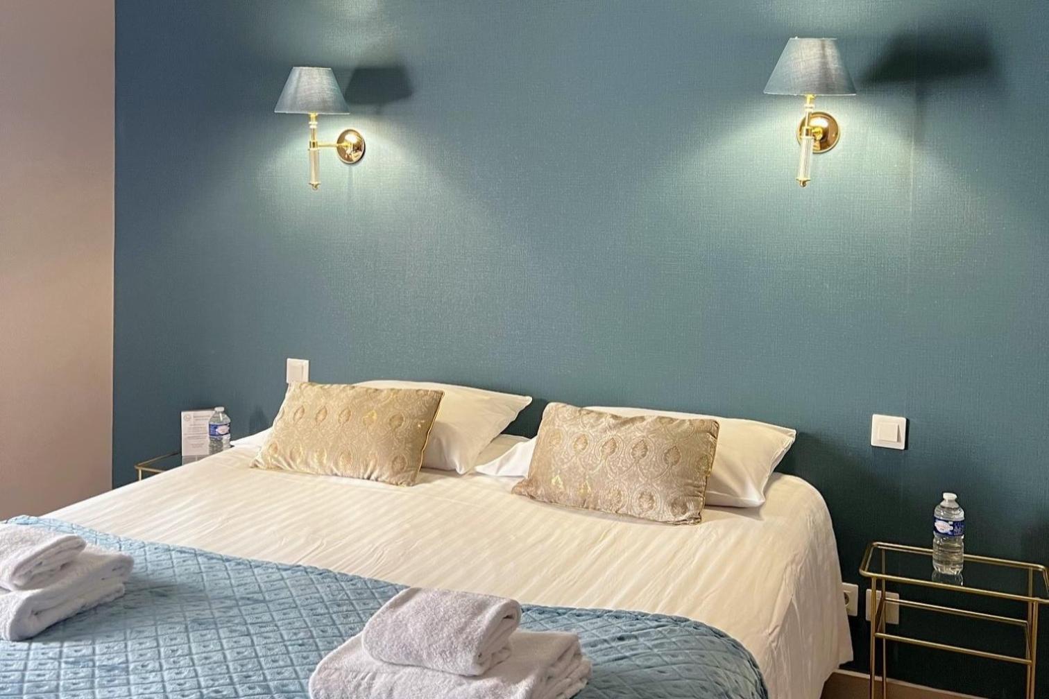 The Originals Boutique, Hotel Le George , Лош Екстериор снимка