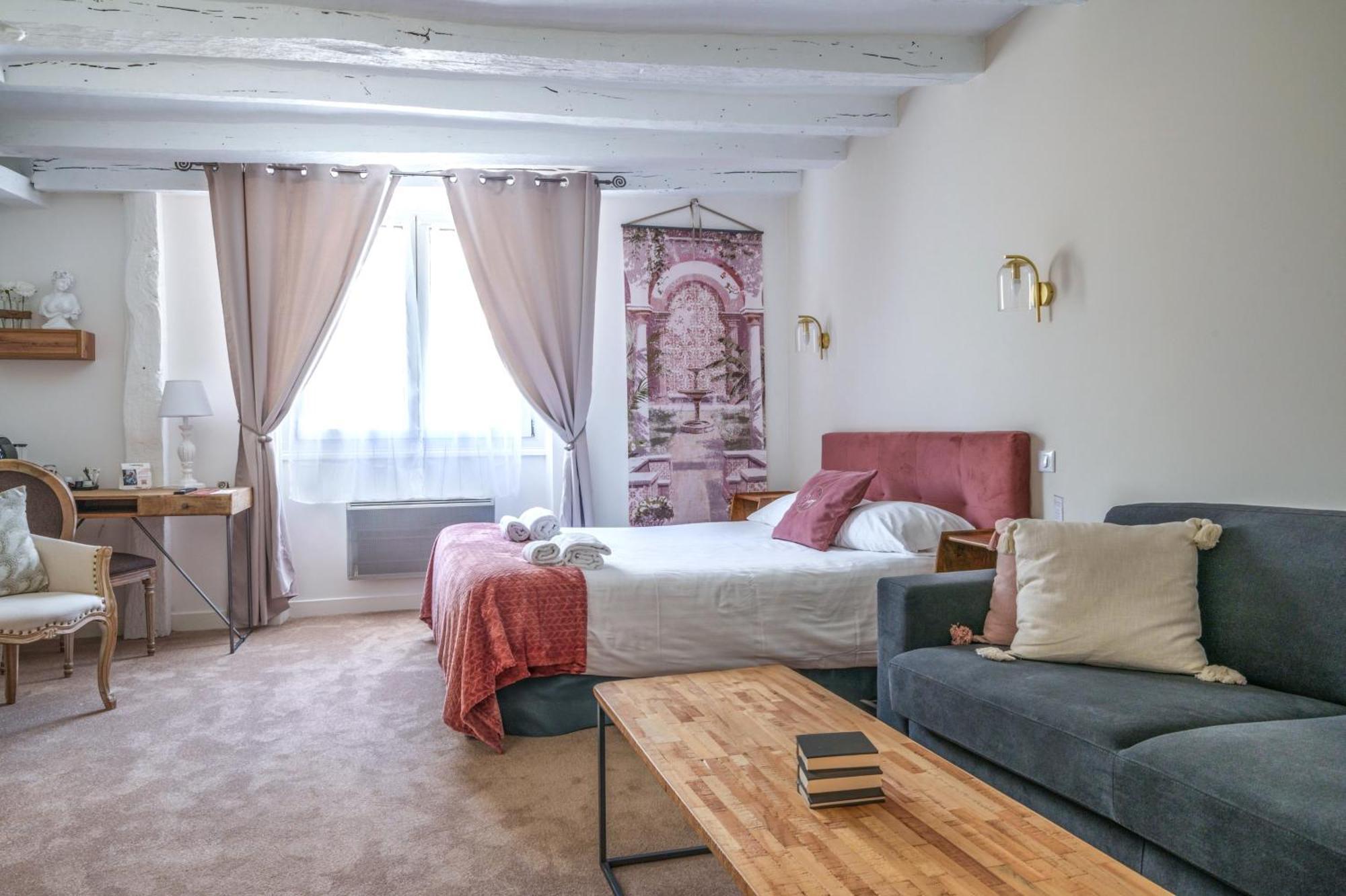 The Originals Boutique, Hotel Le George , Лош Екстериор снимка